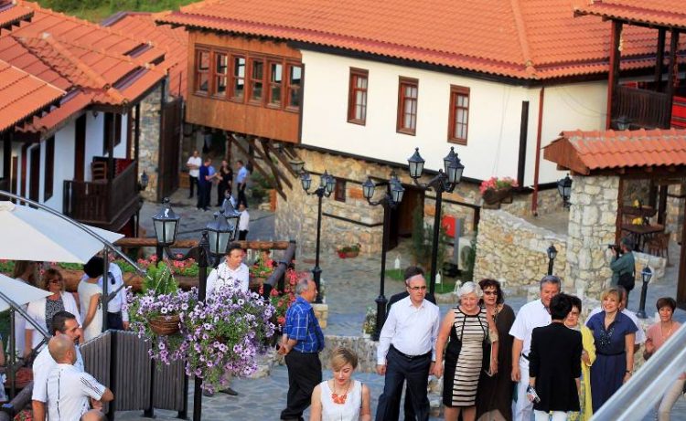 „Македонско село“ – магнет за домашните гости и странските туристи