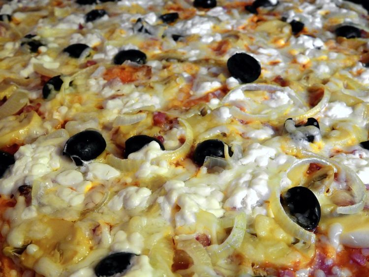 Ова е повкусно од пица: Фокача со маслинки