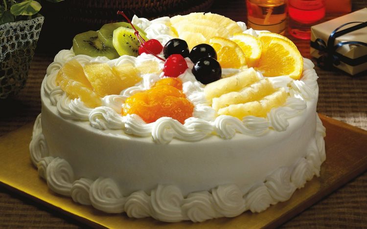 Голема овошна торта без печење – задоволство за 10 минути