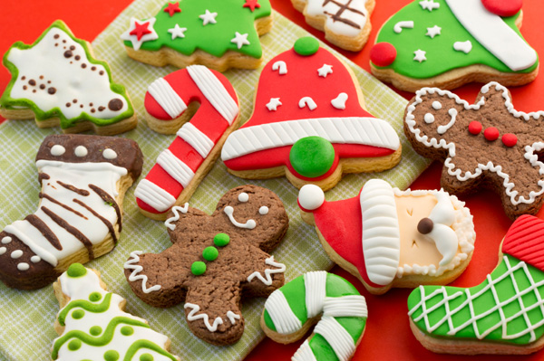 НЕКА БЛЕСНЕ ТРПЕЗАТА: Брзи и крцкави божикни колачиња