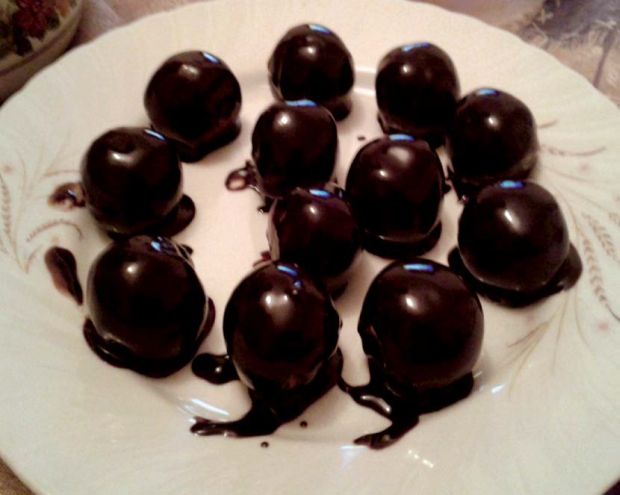 Десерт на денот: Сочни чоколадни бомбици