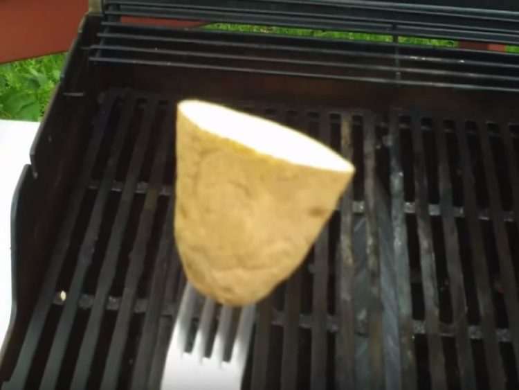 Не сте знаеле за оваа намена на компирот – Со оцет може да помогне вака