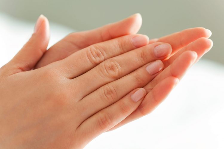 Ослободете се од стресот со 5 минутна масажа на прстите