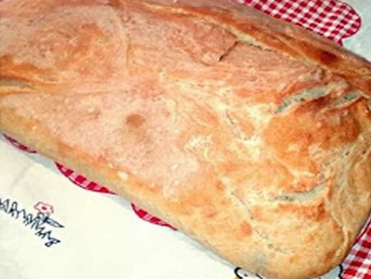 Домашен леб по рецепт на една баба (Видео)