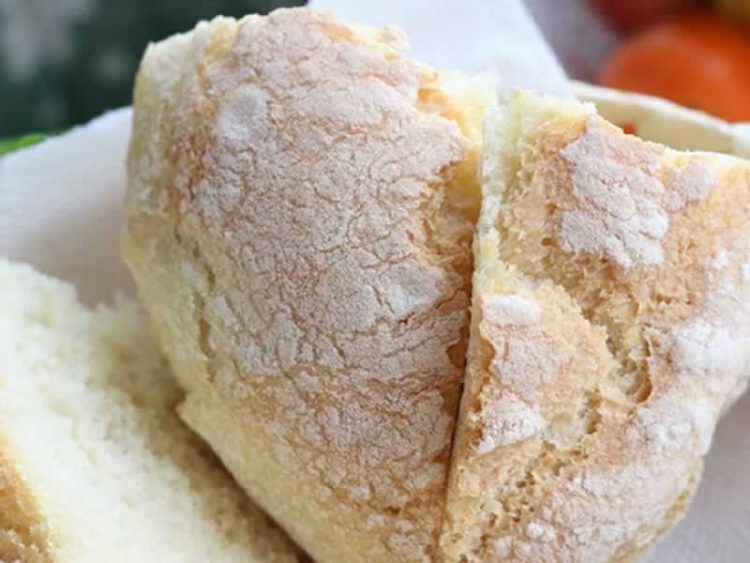 Леб со чварки: Крцкав од надвор, мек од внатре