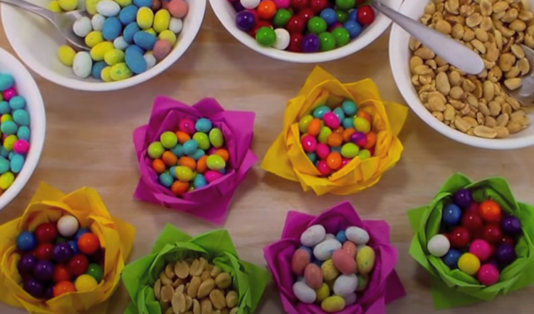 Видео: За весел и шарен Велигден – Најубава декорација со салфети
