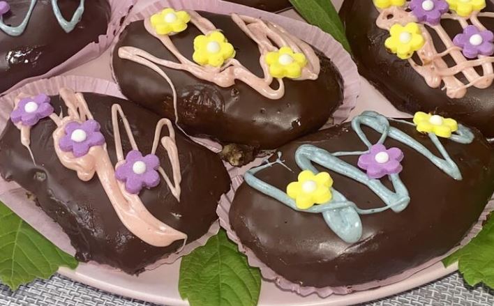 Велигденски десерт: Чоко лешник јајца