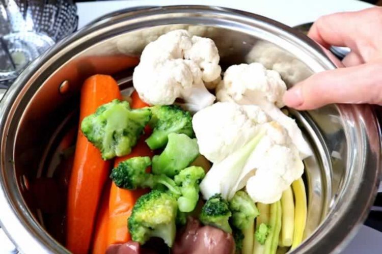 Еве како да подготвите вкусен готвен зеленчук